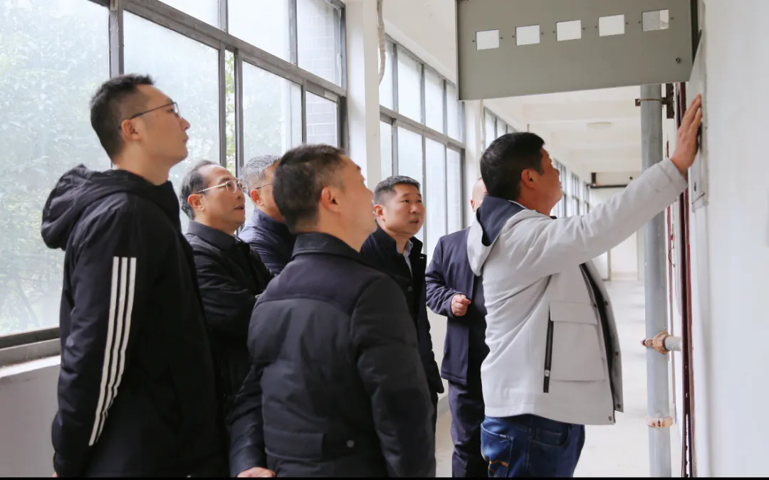 640.webp (7).png 640.webp (7).png