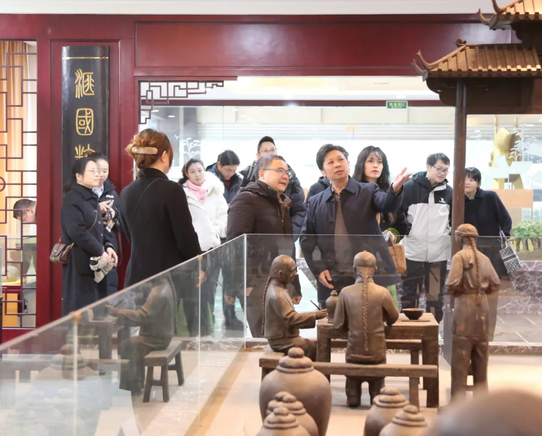 640 (1).webp.png 640 (1).webp.png