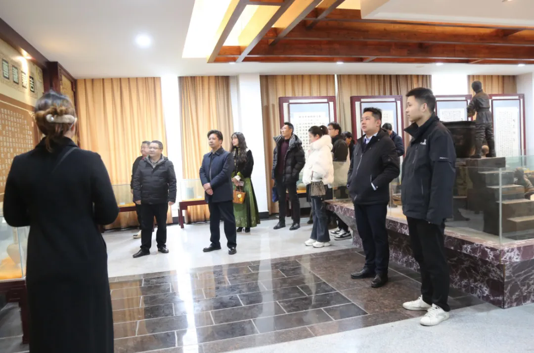 640.webp.png 640.webp.png