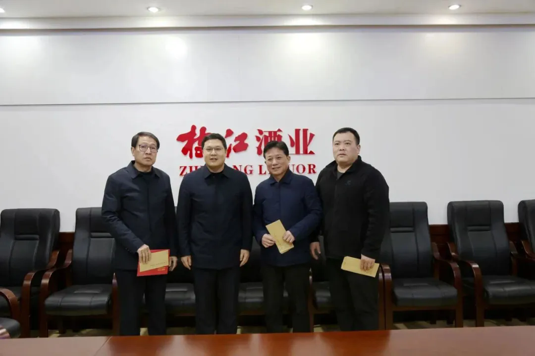 640.webp (10).png 640.webp (10).png